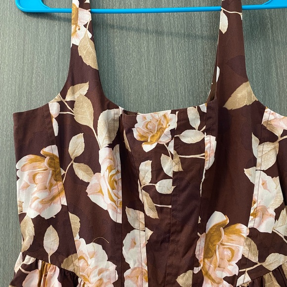 Wayf Brown and Cream Floral Midi Dress - Picture 2 of 5